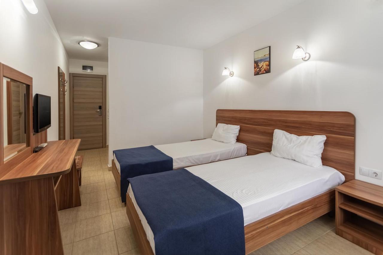 Hotel Narcis サターン エクステリア 写真