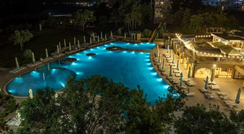 Hotel Narcis サターン エクステリア 写真
